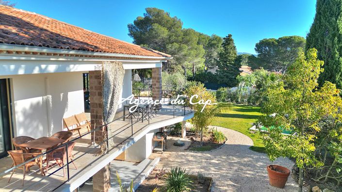 Image No.7-4 Bed House for sale