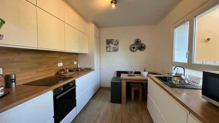 Image No.5-3 Bed House for sale