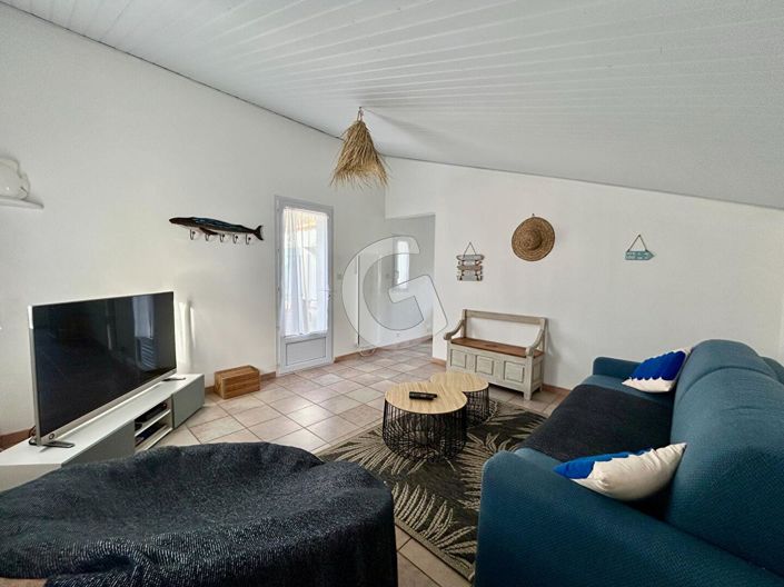 Image No.3-2 Bed House for sale