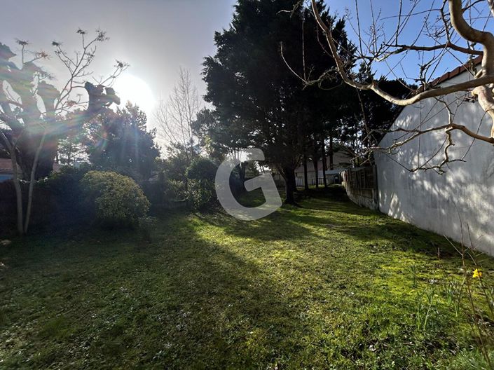 Image No.7-2 Bed House for sale