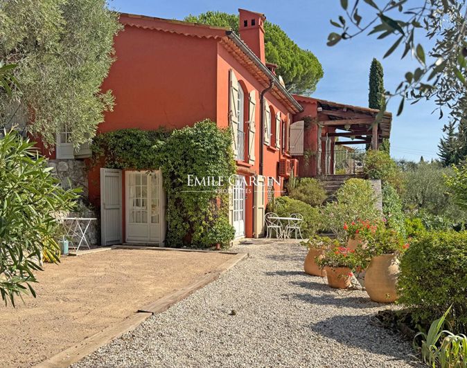 Image No.2-Maison de 4 chambres à vendre à Spéracèdes