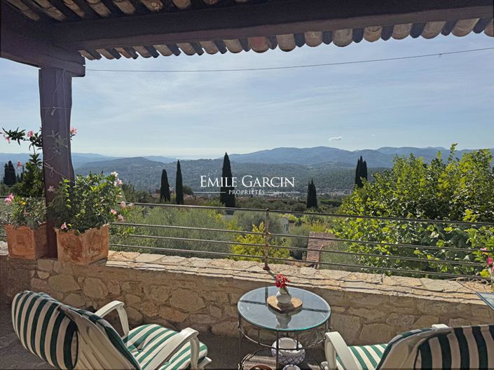 Image No.3-Maison de 4 chambres à vendre à Spéracèdes