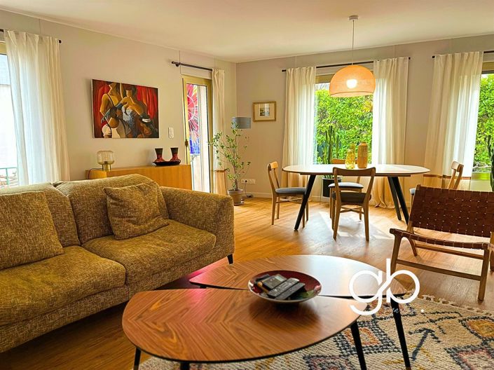 Image No.10-5 Bed House for sale