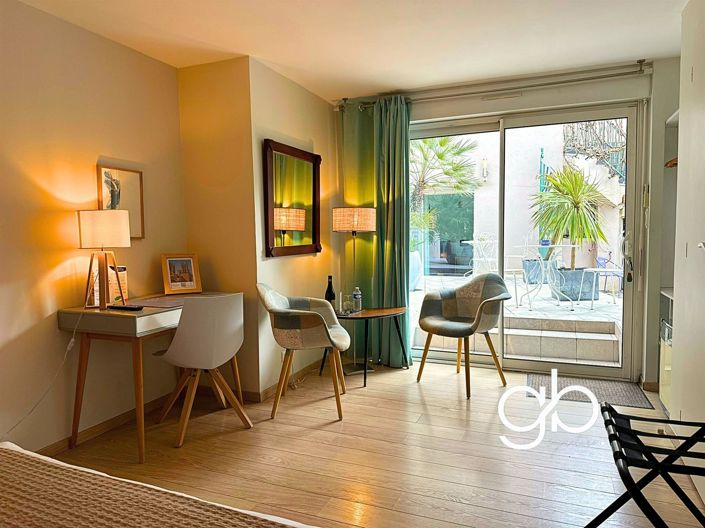 Image No.28-5 Bed House for sale