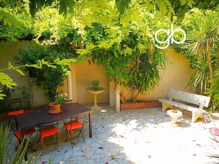 Image No.5-5 Bed House for sale