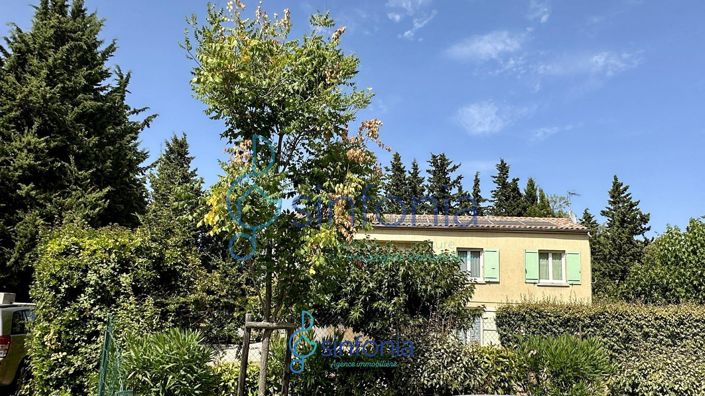 Image No.18-6 Bed House for sale