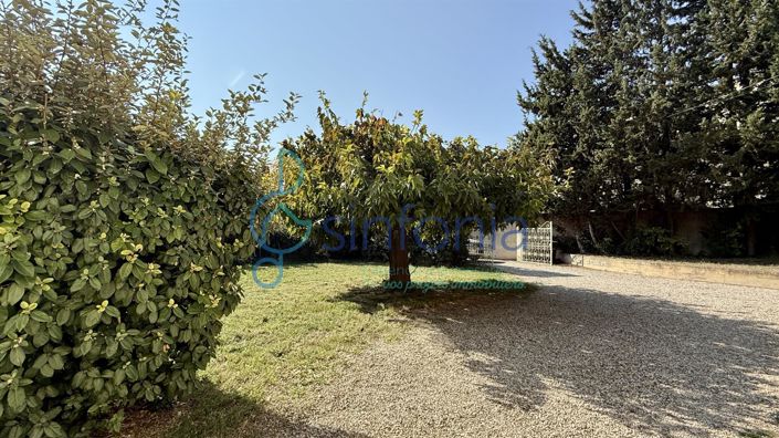 Image No.3-6 Bed House for sale