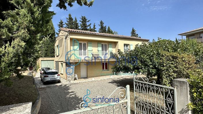 Image No.4-6 Bed House for sale