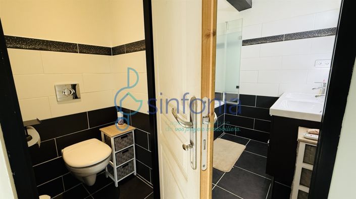 Image No.11-3 Bed House for sale