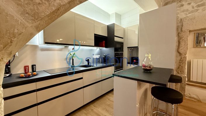 Image No.3-3 Bed House for sale