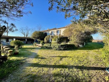 1 - Aigues-Mortes, House