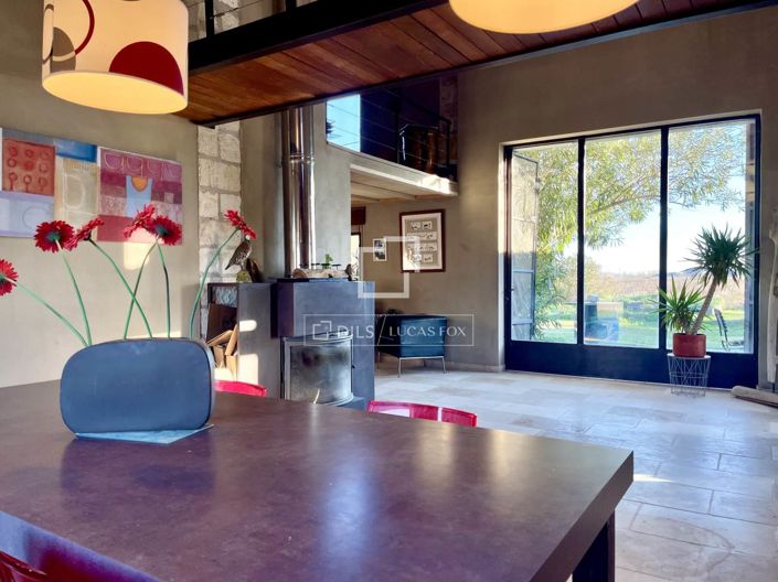 Image No.19-6 Bed House for sale