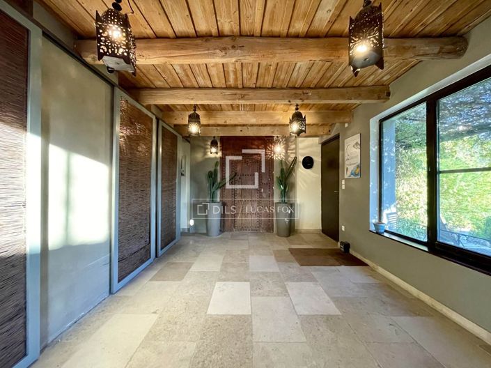 Image No.22-6 Bed House for sale