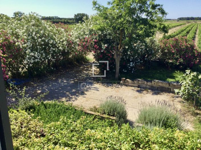 Image No.28-6 Bed House for sale