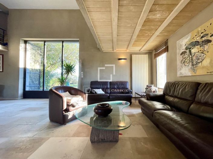 Image No.36-6 Bed House for sale