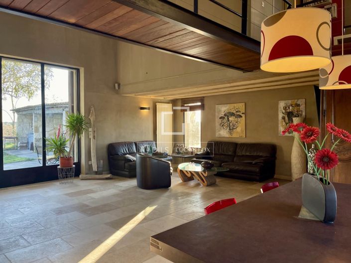 Image No.4-6 Bed House for sale