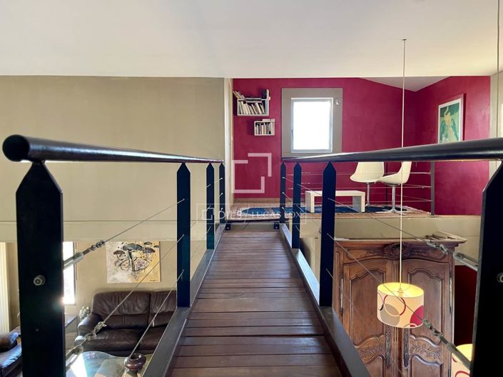 Image No.40-6 Bed House for sale