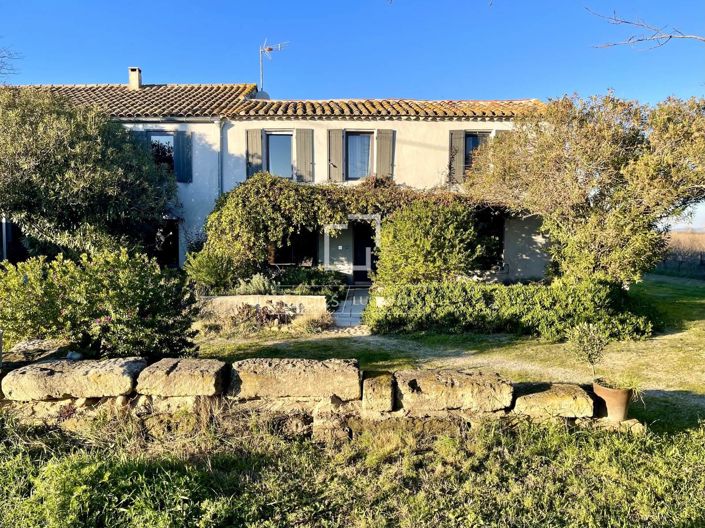 Image No.9-6 Bed House for sale