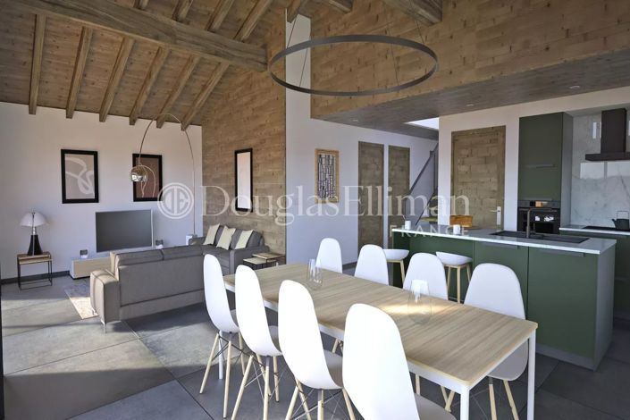 Image No.7-4 Bed House for sale