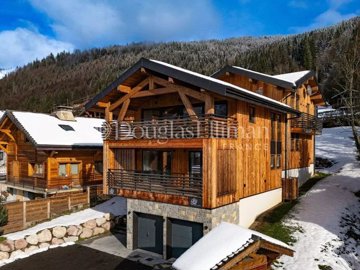 1 - Haute-Savoie, House