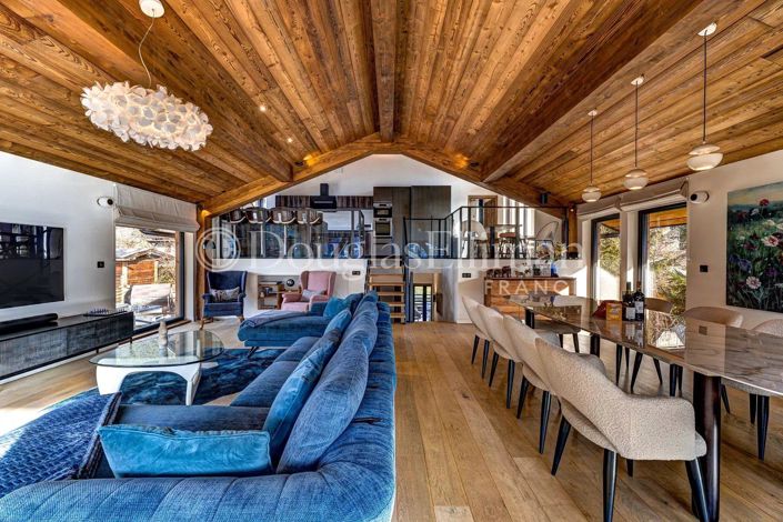 Image No.5-6 Bed House for sale