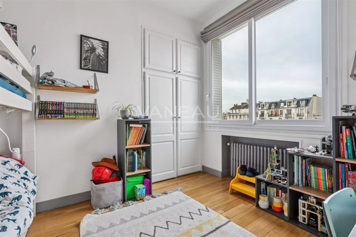 Image No.10-4 Bed Apartment for sale