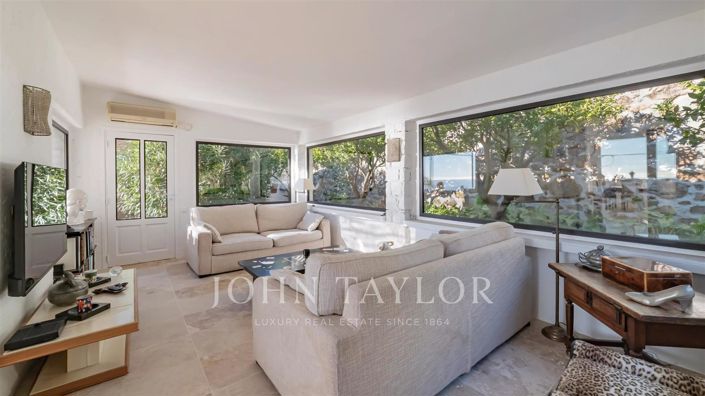 Image No.13-4 Bed House for sale