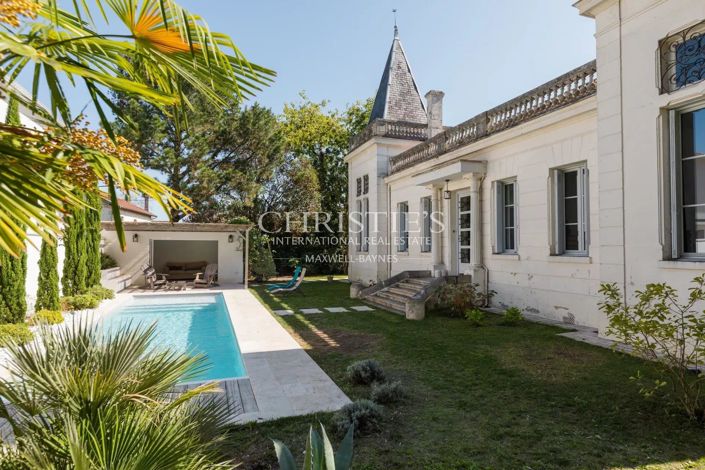 Image No.2-4 Bed House for sale