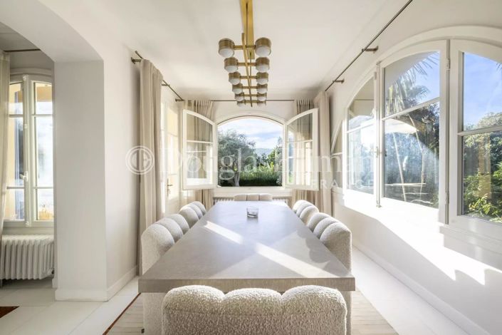 Image No.10-6 Bed House for sale