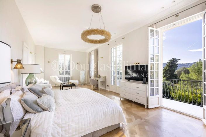 Image No.13-6 Bed House for sale