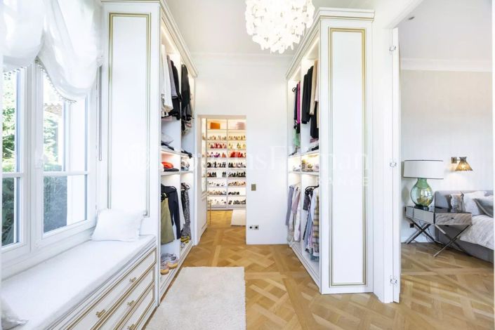 Image No.14-6 Bed House for sale