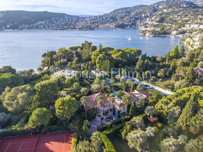 Image No.4-6 Bed House for sale
