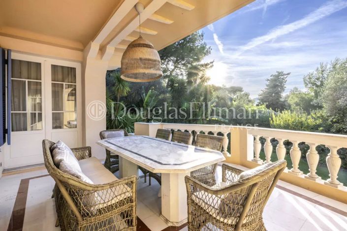 Image No.7-6 Bed House for sale