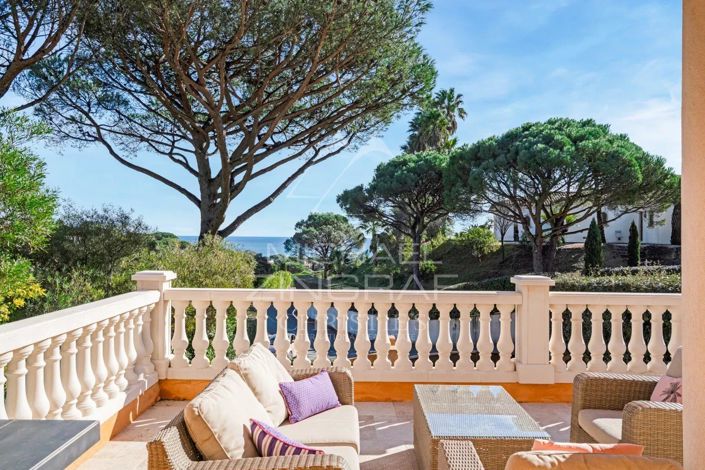 Image No.3-4 Bed House for sale