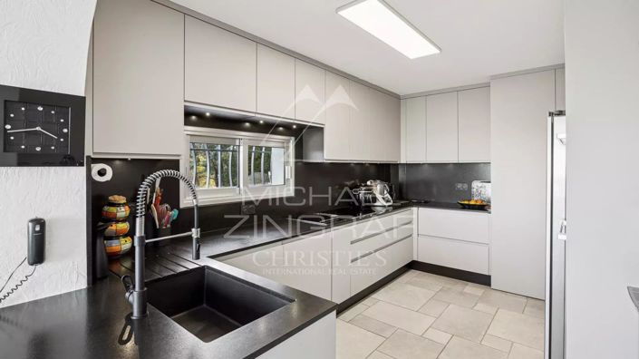 Image No.5-3 Bed House for sale