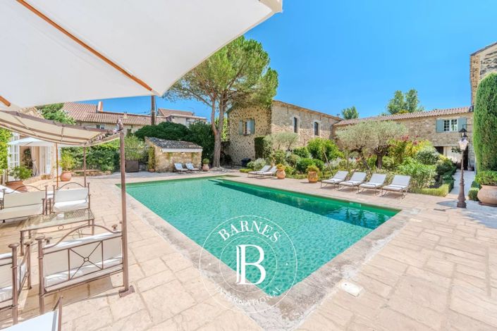 Image No.4-7 Bed House for sale