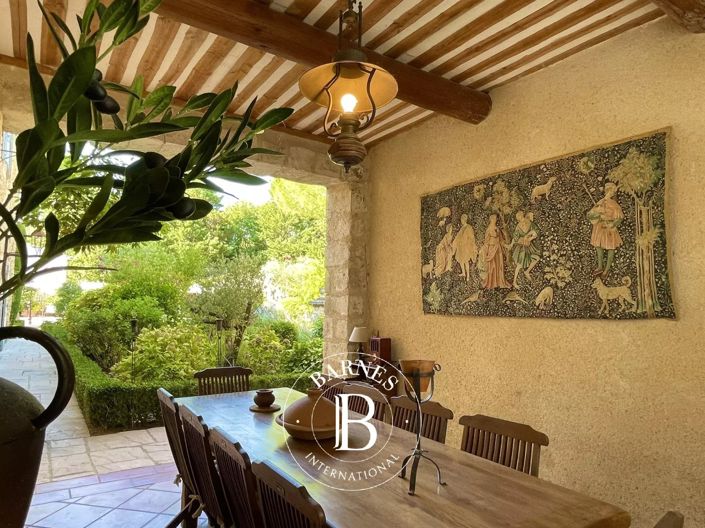 Image No.9-7 Bed House for sale
