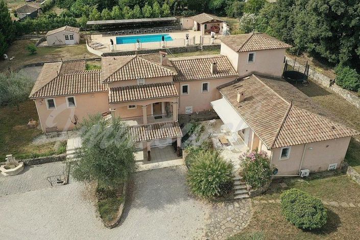 Image No.2-9 Bed House for sale