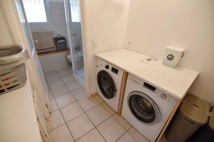 Image No.22-9 Bed House for sale