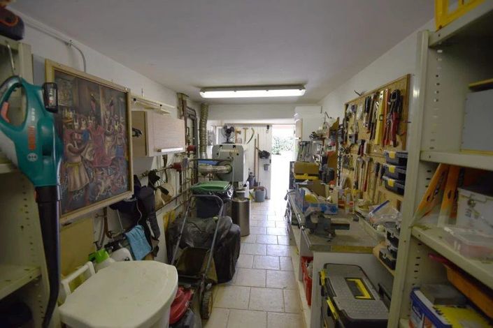 Image No.27-9 Bed House for sale