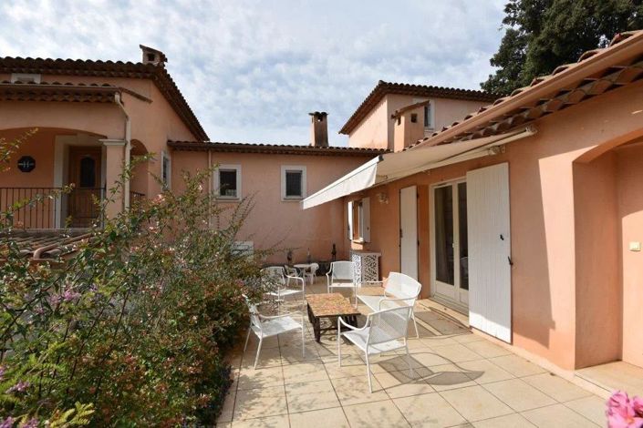 Image No.28-9 Bed House for sale