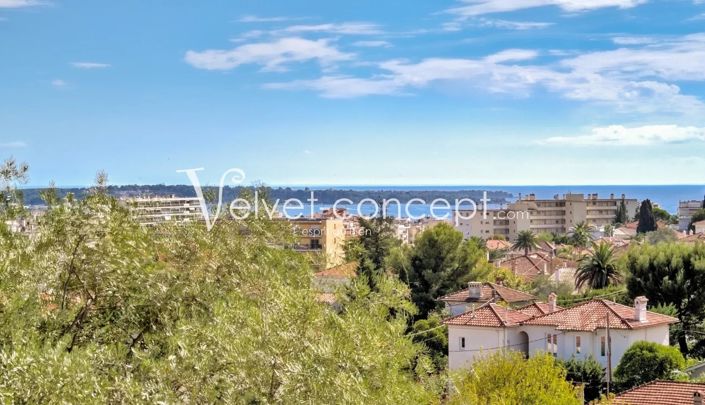 Image No.4-5 Bed House for sale