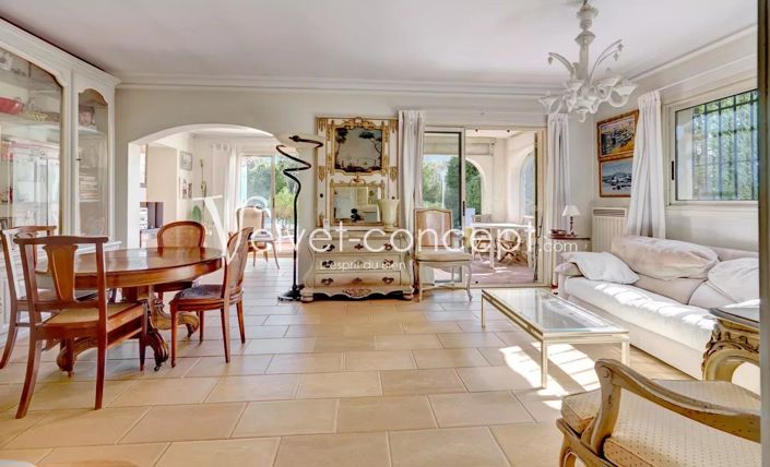 Image No.5-Maison de 5 chambres à vendre à Le Cannet