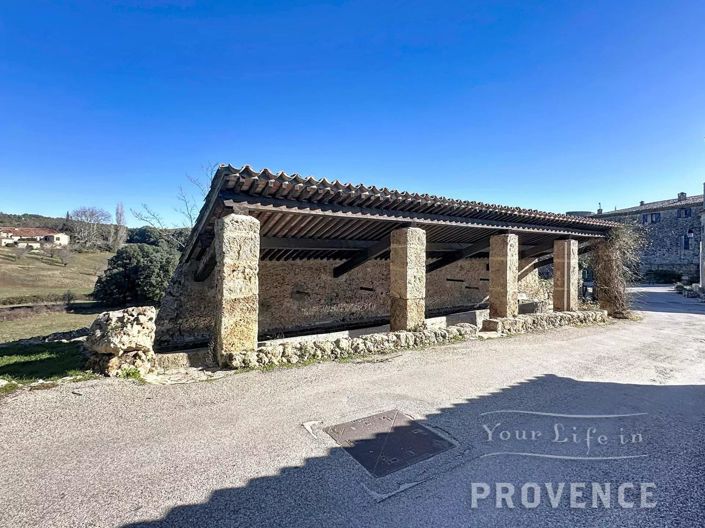 Image No.10-1 Bed House for sale