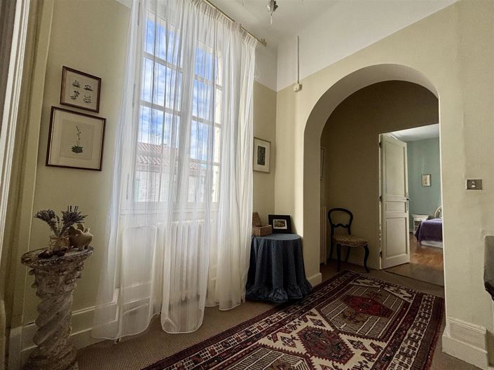 Image No.10-5 Bed House for sale