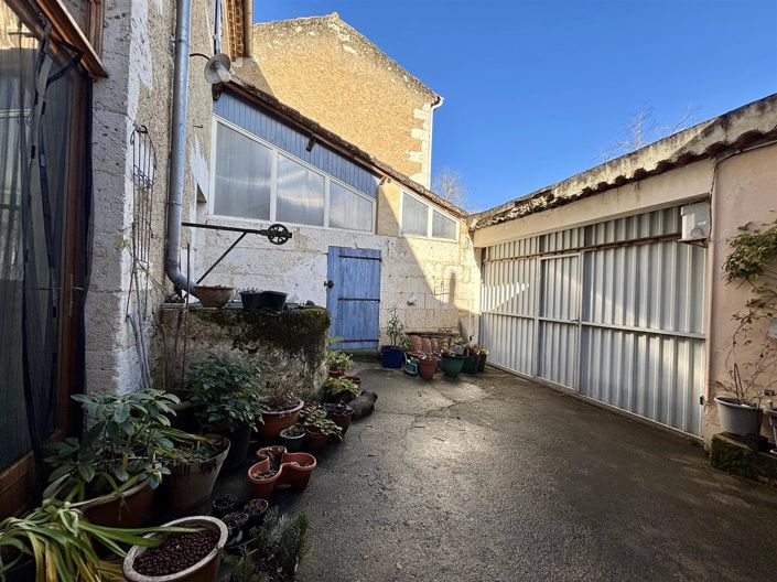 Image No.25-5 Bed House for sale