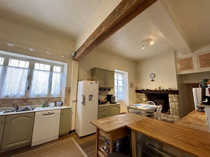 Image No.30-5 Bed House for sale
