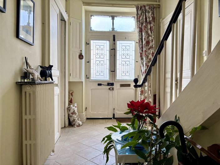 Image No.4-5 Bed House for sale