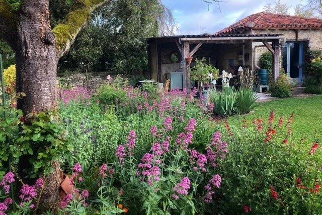 Image No.5-5 Bed House for sale