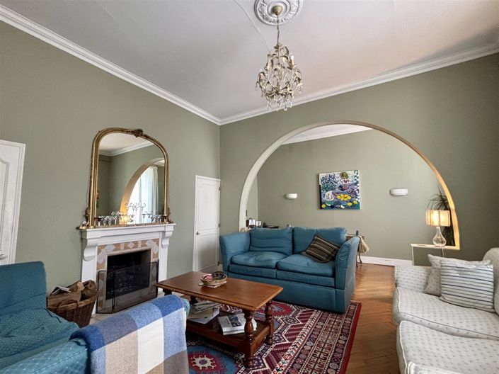 Image No.5-5 Bed House for sale